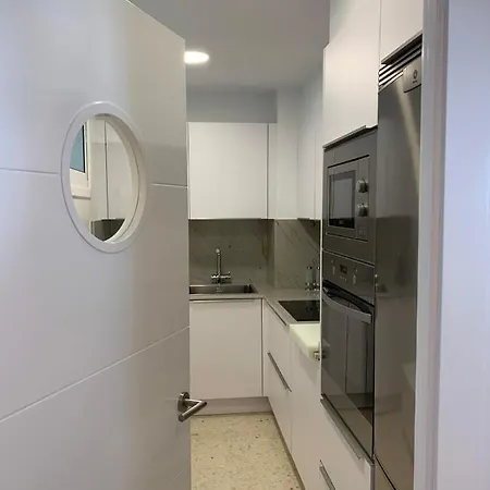 Mirando Al Mar. Playa America * Nigrán