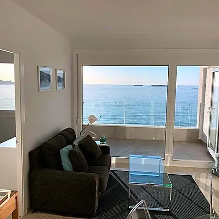 Mirando Al Mar. Playa America Apartmán Nigrán